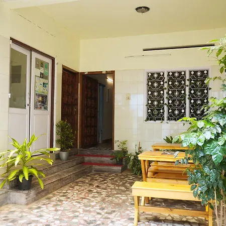 Mother Tree Inn Kochi Exterior photo