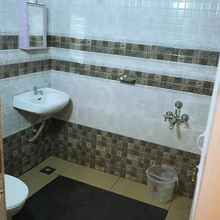 Mother Tree Inn Kochi Exterior photo