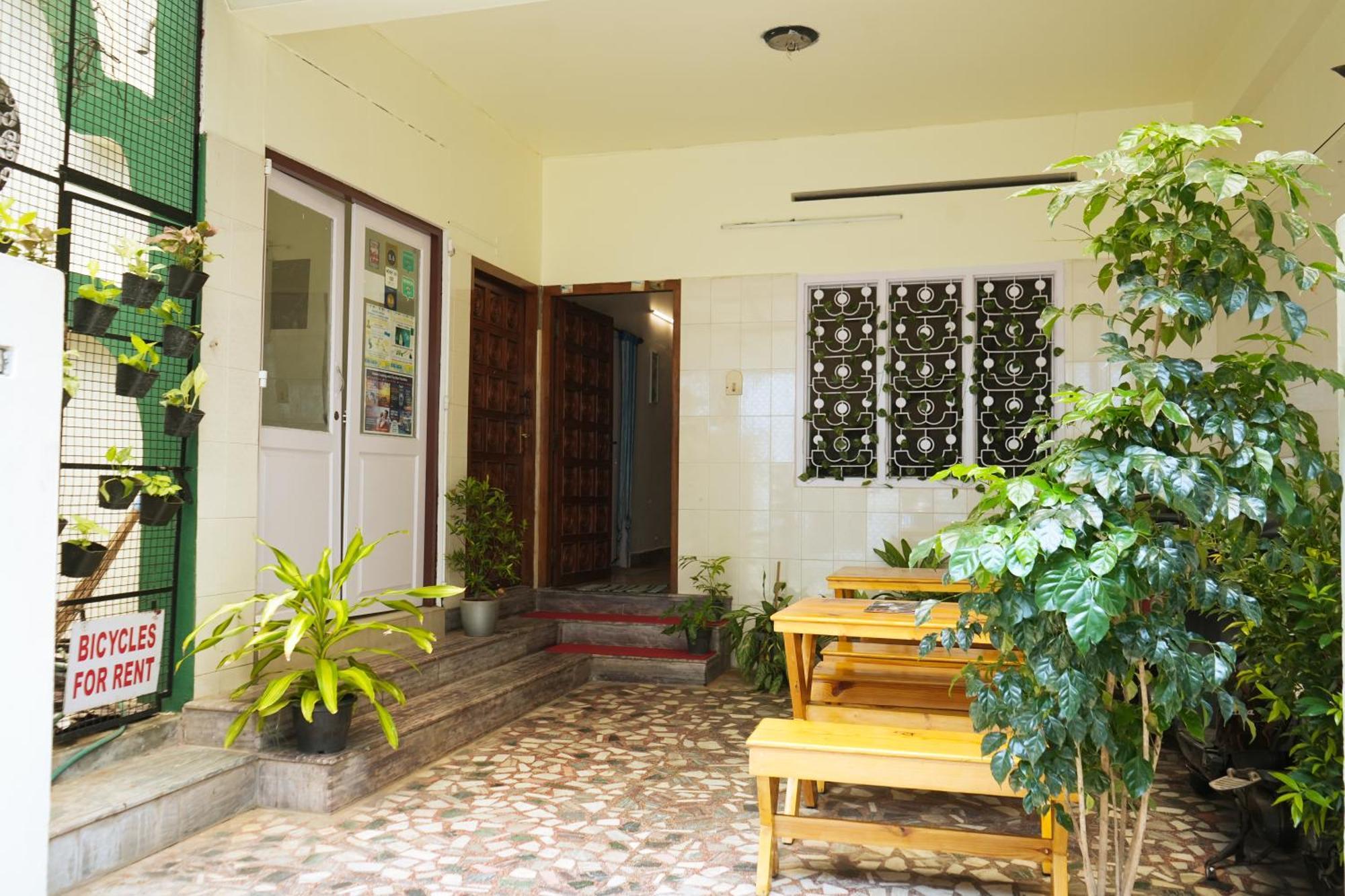 Mother Tree Homestay *